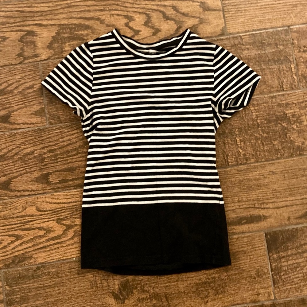 Form Fitting Black and White Striped Shirt